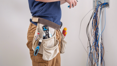 Изграждане и подмяна на електрически табла в домовете на достъпни цени: Подробна ръководство за клиенти